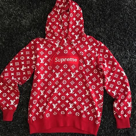 louis vuitton supreme jumper fake